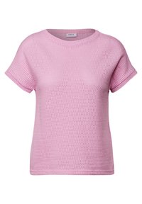 Haut en tricot rose clair à manches courtes avec un motif texturé, col rond ; le tissu semble aéré et décontracté, avec des lignes épurées et un design simple.