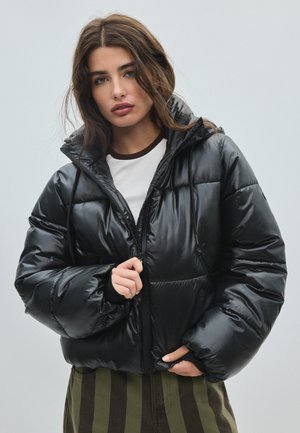 Stradivarius, PUFFER - Veste d'hiver - black