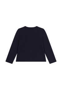 Top navy a maniche lunghe con collo rotondo, realizzato in un tessuto morbido. Design semplice, senza motivi o dettagli, orlo leggermente corto.