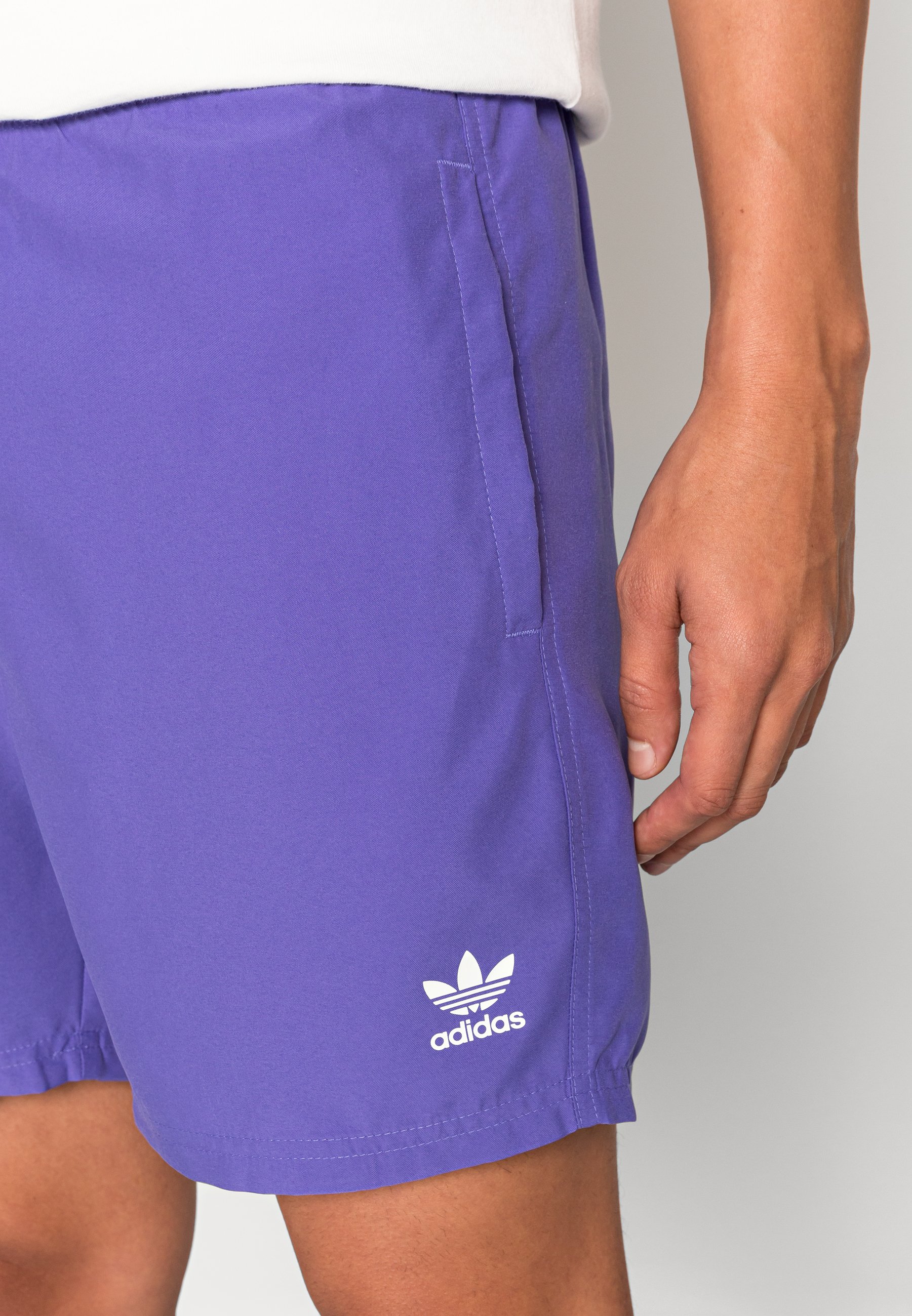 adidas Originals ESSENTIALS UNISEX 
