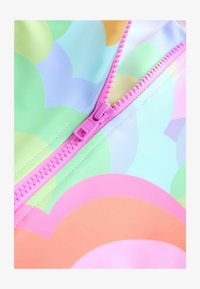 Non sélectionné, rainbow wave