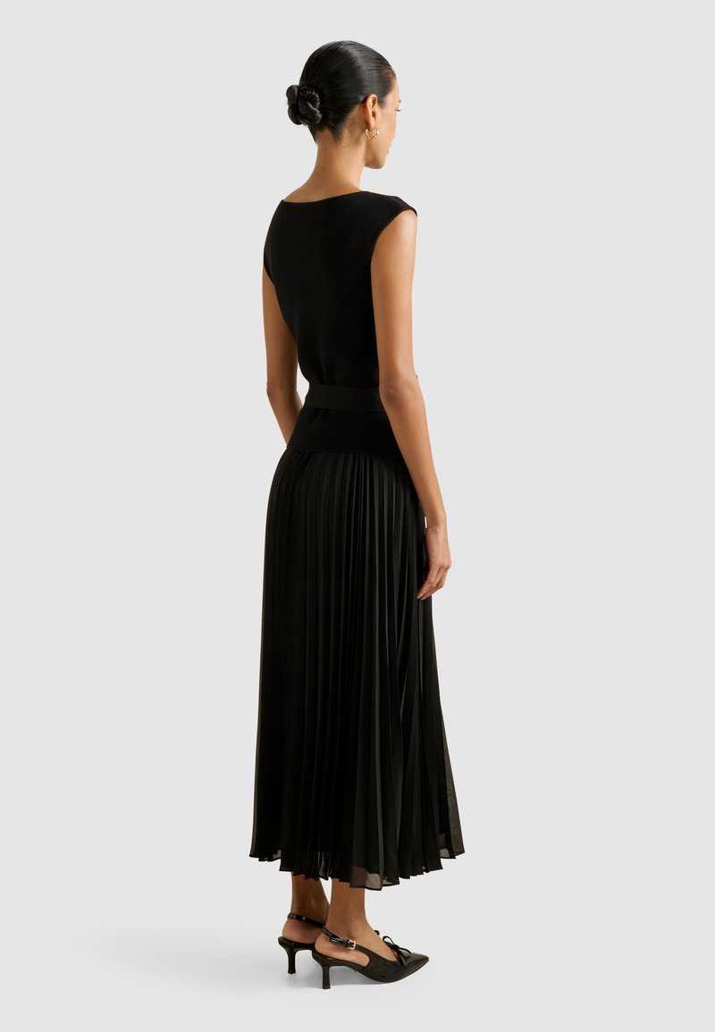lush empire waist pleated midi dress Empire Waist Midi Dress