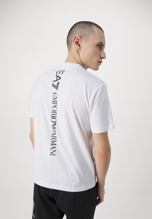 EA7 Emporio Armani T-shirt con stampa - bianco