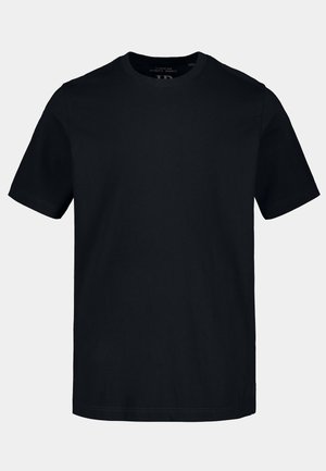 Camiseta negra de manga corta hecha de algodón. Diseño de cuello redondo con una textura suave y detalles de costura mínimos en las mangas y el dobladillo.