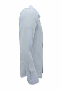 Lichtblauw linnen overhemd met een klassieke kraag, lange mouwen, enkele knoopmanchet en subtiele textuurdetail.