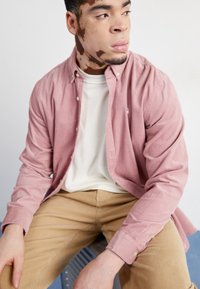 Carhartt WIP MADISON - Srajca - glassy pink/wax