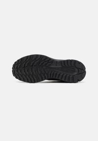 ASICS Scarpe da trail running - black