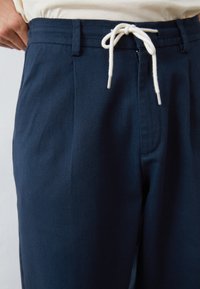 Pier One Chinos - dark blue
