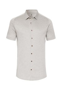 Korte mouwen knoopshirt van lichtgrijze stof met een gladde textuur, bruine knopen en een puntige kraag. Eenvoudig en veelzijdig ontwerp.
