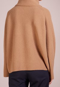 WEEKEND MaxMara Strickpullover - camel