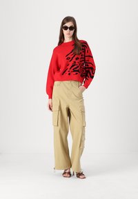 Noisy May NMCHARLOTT O-NECK NOOS - Vesta - red