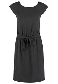Robe noire à manches courtes, longueur genou, avec encolure ronde et ceinture en tissu nouée en nœud à la taille.