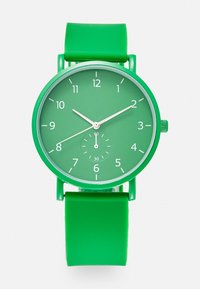 Não selecionado, green