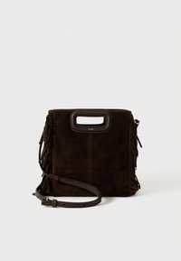 Bruine suède handtas met franjerand, rechthoekige vorm, bovenhandvat en een verstelbare riem. Heeft een contrasterende gladde lederen afwerking.