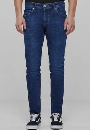 Jeansy Slim Fit