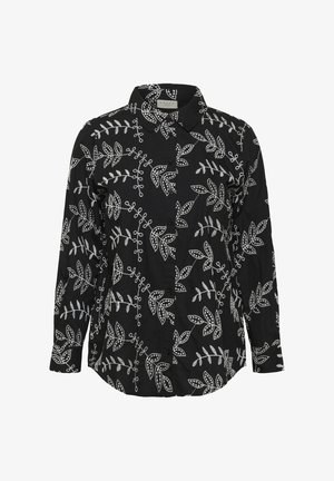Czarna koszula na długi rękaw z guziczkami, ozdobiona białymi haftowanymi wzorami liści i winorośli, z ostrym kołnierzykiem i zapinanymi na guziki mankietami.
