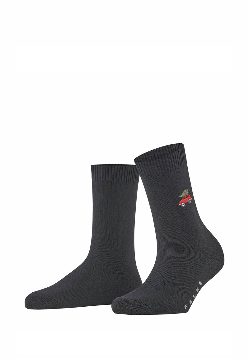 Calze di cotone grigio scuro con polsino a costine, con una piccola grafica di una macchina rossa sul lato e il nome del marchio "FALKE" vicino alla punta.