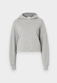 Sudadera gris corta de tela suave con un ajuste holgado, que presenta una capucha y mangas largas. Sin patrones ni acentos visibles.