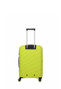 Maleta verde brillante con un diseño texturizado y ondulado, acentos negros, mango de aluminio retráctil y cuatro ruedas para una fácil movilidad.
