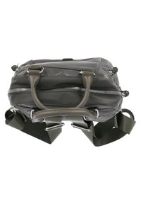 Borsa grigia di texture liscia con doppio manico superiore, tracolla staccabile e cerniere silver. Presenta una forma rettangolare e un design minimalista.