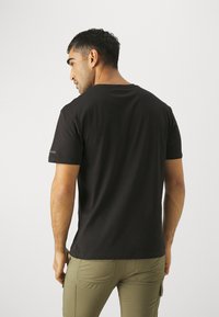 Columbia PATH LAKE™ GRAPHIC TEE  - T-shirts print - black