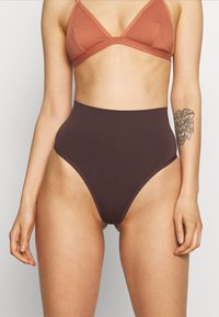 Anna Field 2 PACK - Roupa modeladora - brown
