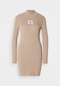 Calvin Klein Jeans Robe fourreau - sand