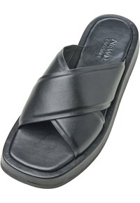 NEWD. Pantofle - black