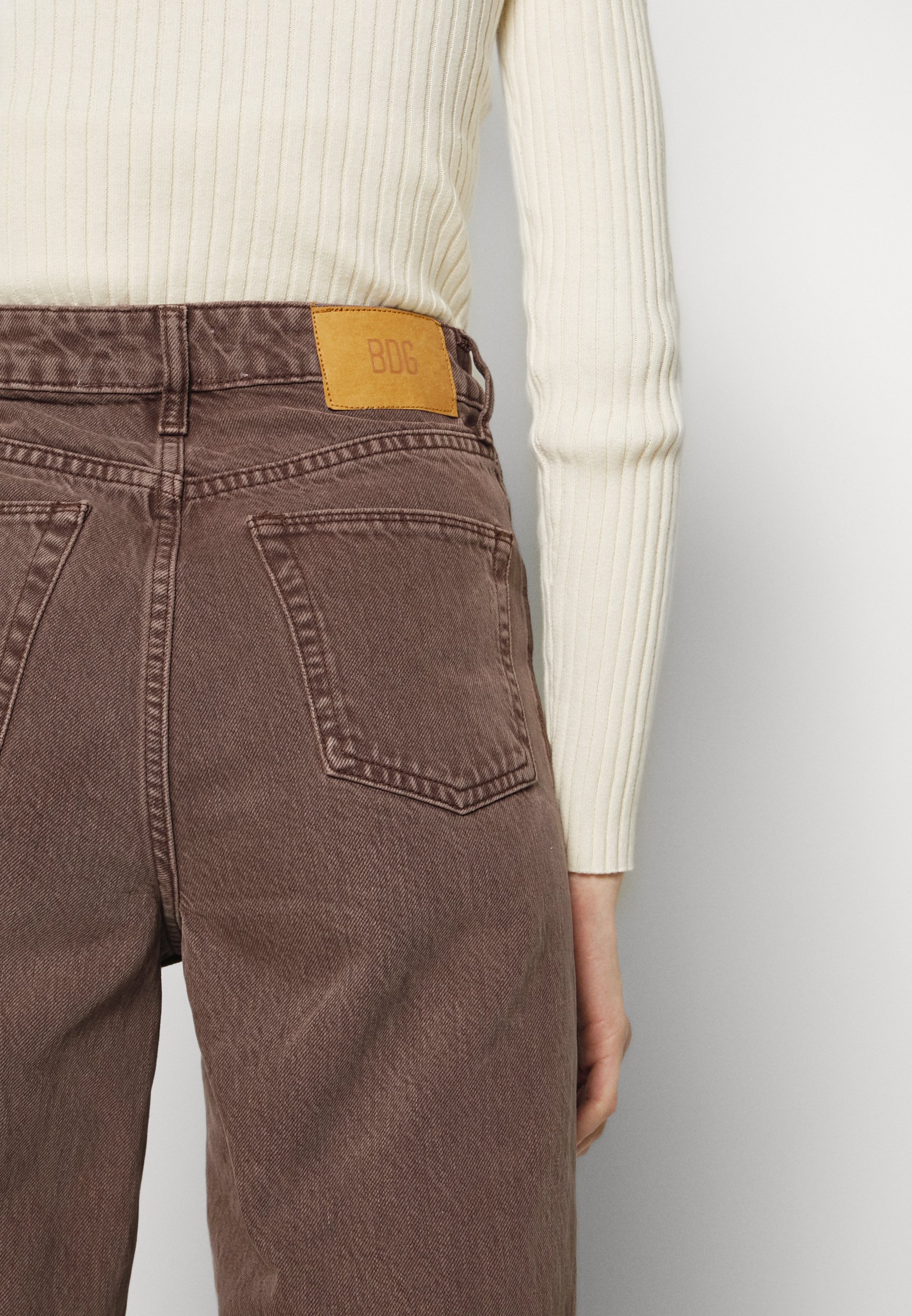 CHOC PUDDLE - Bootcut jeans - brown 