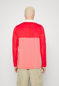 adidas Originals ADICOLOR 70S - Hosszú ujjú felső - better scarlet