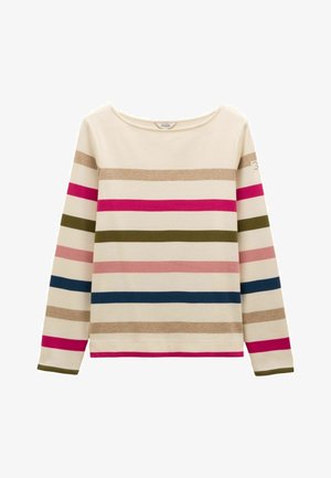 Pitkähihainen raidallinen paita cream-värissä, jossa on vaakasuoria raitoja vaaleanpunaisena, vihreänä, sinisenä ja beigenä, leveällä kaula-aukolla ja pehmeällä tekstuurilla.