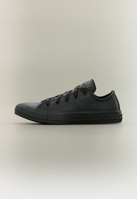 Nevybráno, black mono