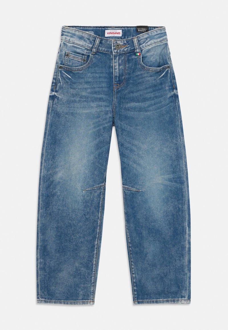 Suurte siniste teksade püksid denimist, milles on viis taskut, pleekinud pesu, kontrastne õmblus ja väike Itaalia lipu silt vöökohal.