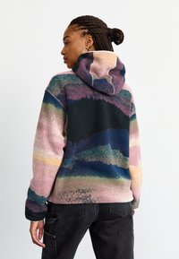 Columbia HELVETIA™ II PRINTED HOODIE - Kapuzenpullover - collegiate navy