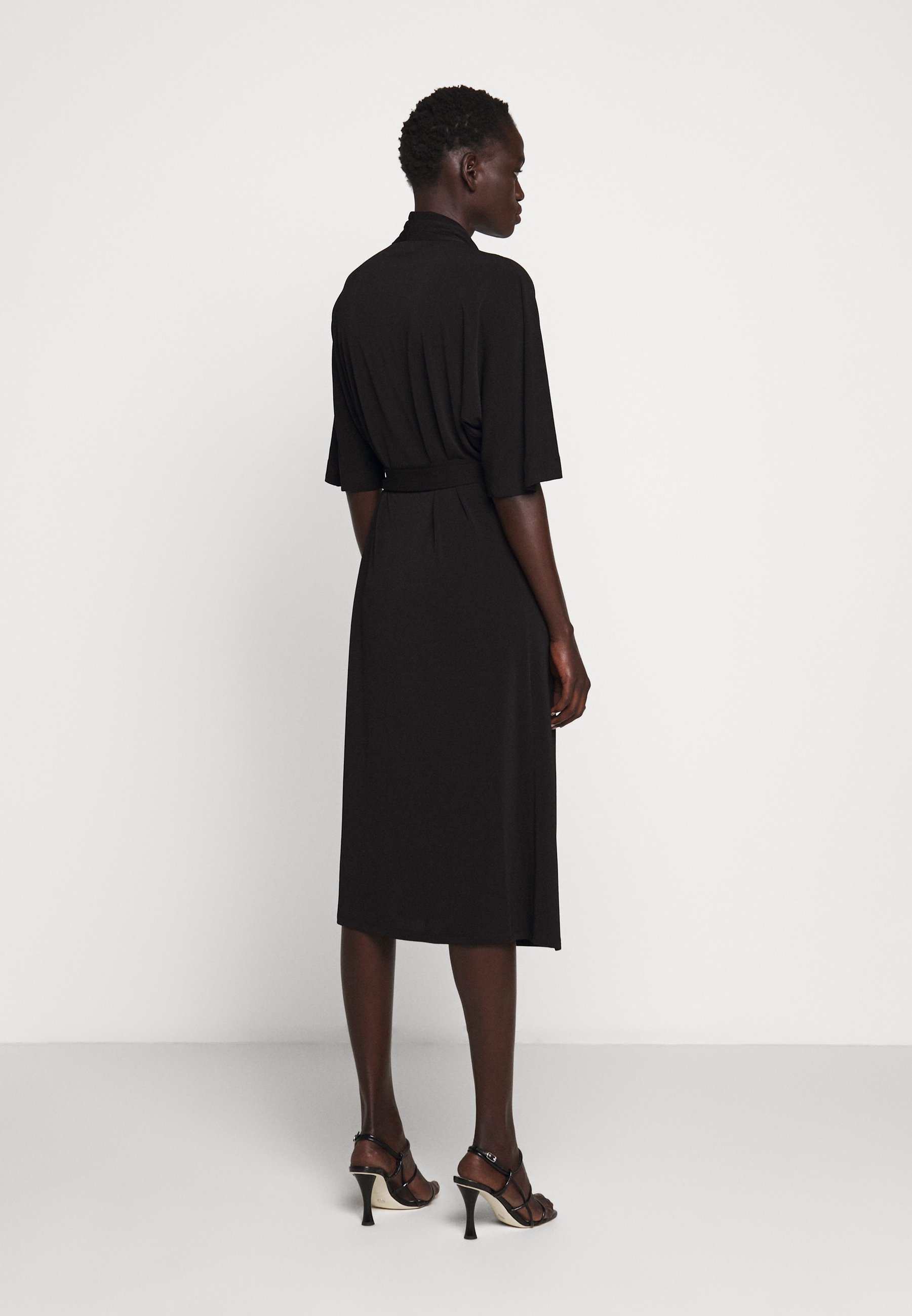 By Malene Birger IVESIA Jerseykjole blacksvart Zalando.no By Malene Birger IVESIA - Jerseykjole - brick