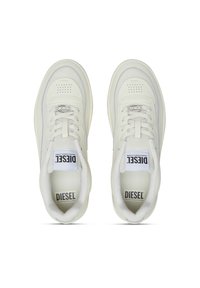 White, low-top sneakers featuring a smooth leather upper, perforated detailing, and sturdy laces. Brand logo visible on tongue.