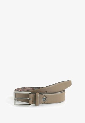 Beiger Leder Gürtel mit einer silbernen Metallschließe, ausgestattet mit einem gemusterten Innenfutter und einer glatten Textur. Verziert mit einem Logodetail.