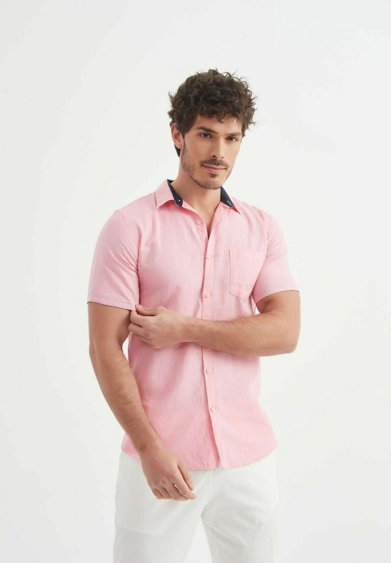 Chemise CHAPS Corail Avec Col Blanc – Taille L, Coton – Occasion Très Bon état