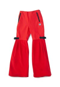 Pantaloni roșii din polar, cu un design larg și evazat, două buzunare laterale, accente negre și detalii reglabile cu cataramă la tiv.