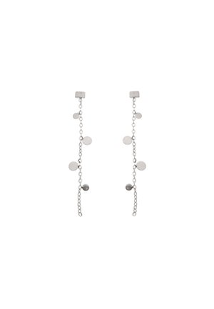 Srebrne kolczyki z łańcuszkiem z małymi okrągłymi dyskami rozmieszczonymi na całej długości, przymocowane do prostokątnych sztyftów.