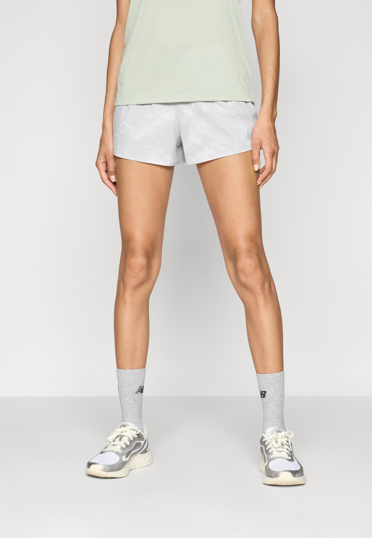 PRINTED SHORT