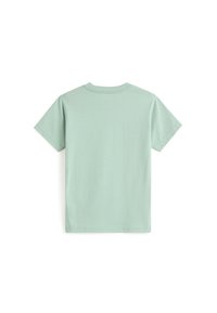 Mintgrön kortärmad t-shirt med rund halsringning. Slät yta och enkel design, utan synliga mönster eller detaljer.