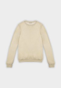 Beżowy sweatshirt z okrągłym dekoltem, wykonany z miękkiego materiału, z długimi rękawami, ściągaczami na końcach oraz prostym wzorem bez ozdób.