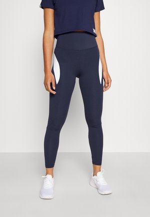 Sportbekleidung Fur Damen Im Sale Spare Online Mit Zalando 