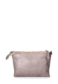 Borsetta in pelle di un taupe chiaro con una finitura testurizzata, chiusura con zip superiore e un anello attaccato per il trasporto o per fissare accessori.