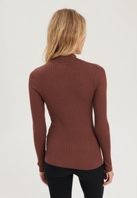 Even&Odd Sweter