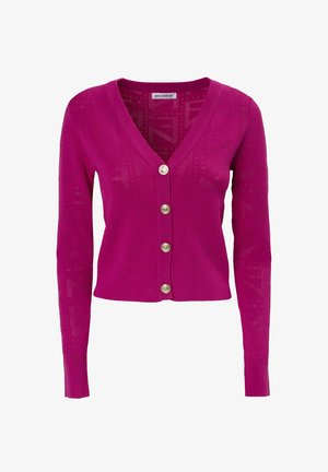 Cardigan lavorato a maglia fucsia con scollo a V, maniche lunghe e sei bottoni rotondi in argento; presenta un motivo geometrico perforato.