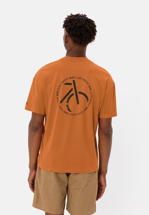 Sport T-Shirt - kumquat