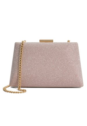 Pochette en or rose avec une finition brillante texturée, de forme rectangulaire, avec une chaîne en or et un fermoir en or.