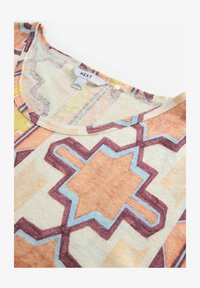 Unselected, yellow ecru brown striped